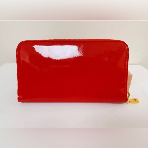 Auth Miu Miu Patent Leather EUC wallet x b/w orange & red w/ gold hardware - Picture 3 of 4